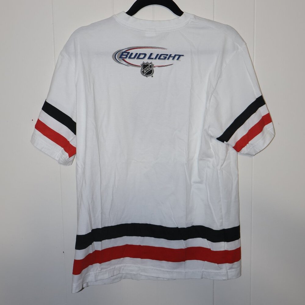 💛‎ 2 for $15 💛 Chicago Blackhawks NHL Graphic T-Shirt – White (Men’s M) - Picture 5 of 10